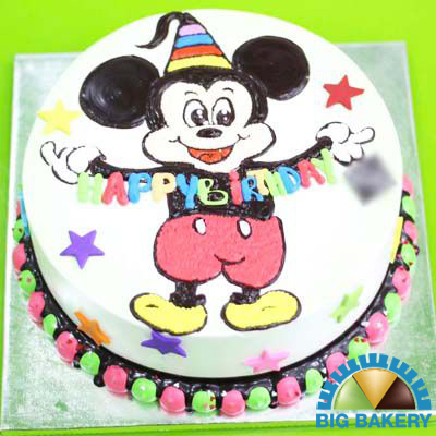 Bánh kem Mickey Mouse: Với hình ảnh ngộ nghĩnh của chú chuột Mickey, chiếc bánh kem này sẽ khiến bạn không thể rời mắt khỏi nó. Vừa ngon miệng, vừa đẹp mắt, chiếc bánh kem Mickey Mouse chắc chắn sẽ mang lại niềm vui cho bạn và gia đình.